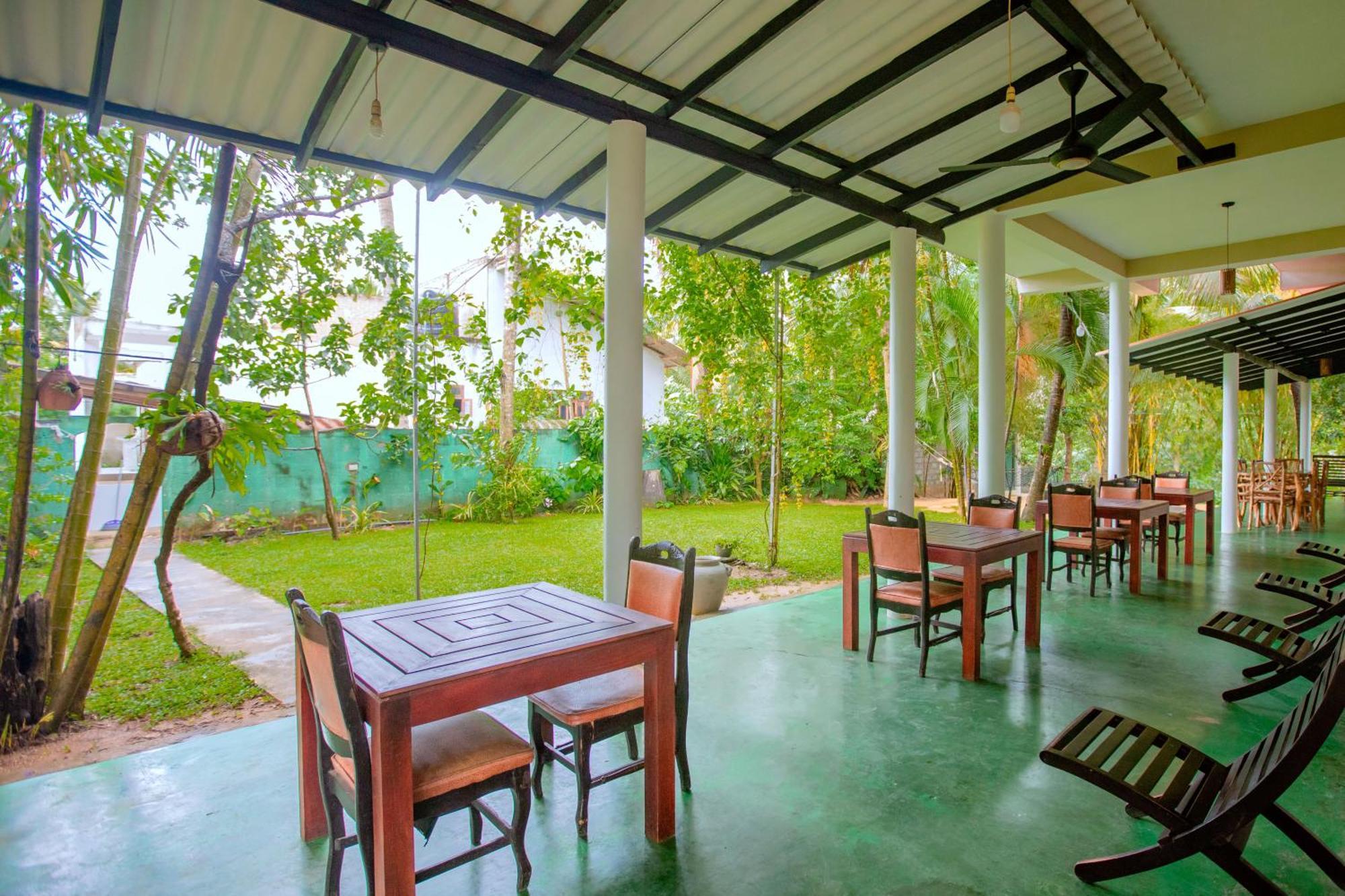 River Face Inn Tissamaharama Exterior foto